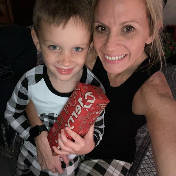 Meet your Posher, Jamie - Picture 3 of 12